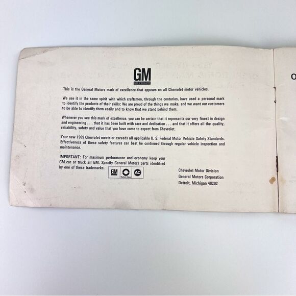 1969 Chevrolet Camaro Chevelle Nova Owner's Manual 3rd Edition - Picture 3 of 8